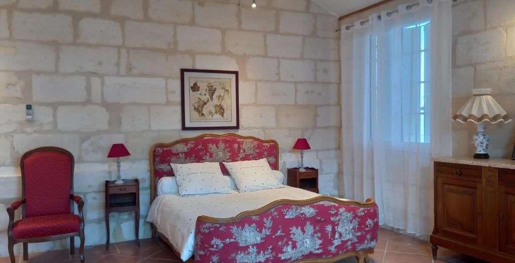 Lugon-et-l'ile-du-Carney Bed & Breakfast | L'HERMITAGE D'ALIENOR