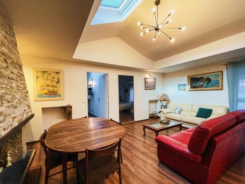 Chateau-Thierry Apartment | L'hirondelle