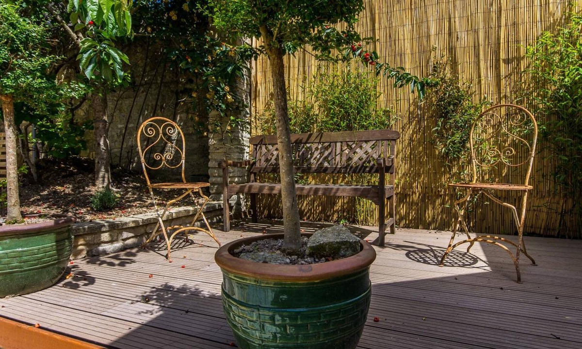 Bretteville-l'Orgueilleuse House | L'Home Du Monde