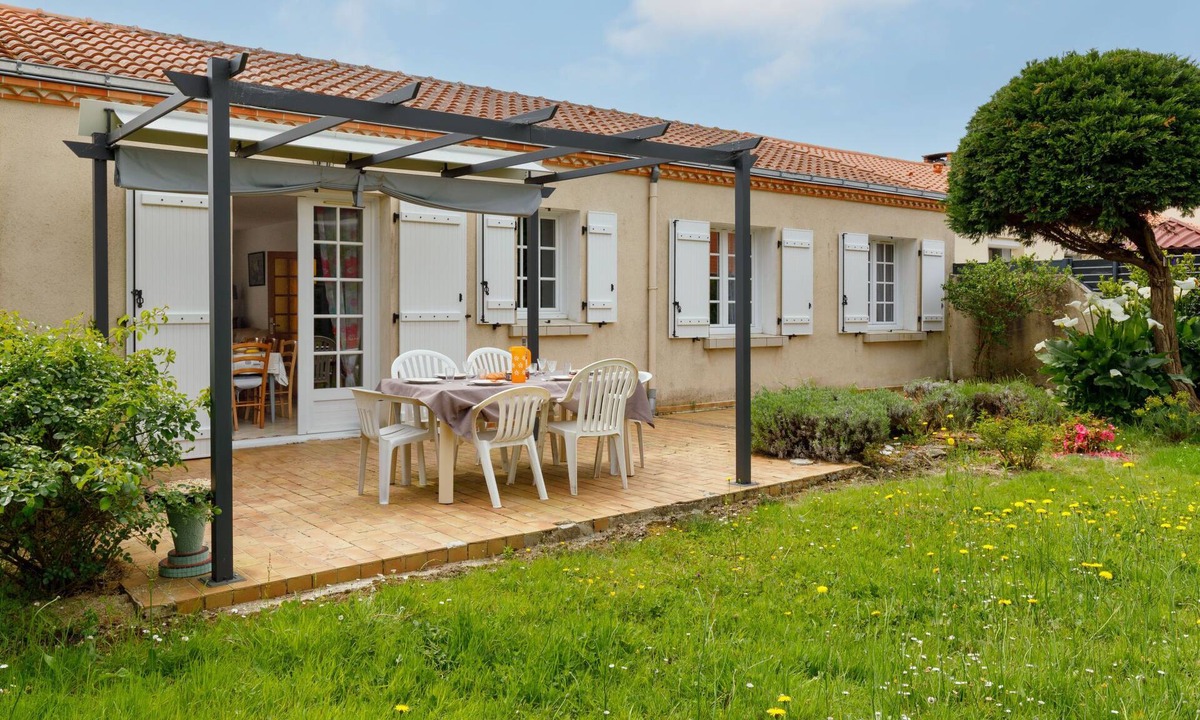La Bernerie-en-Retz House | L'Horizon by Interhome