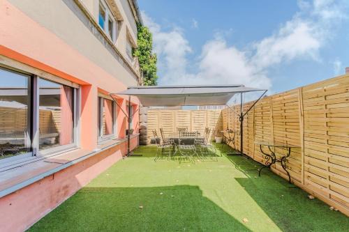 Lens Apartment | L'Hospice, T3 avec terrasse, 10min de la gare