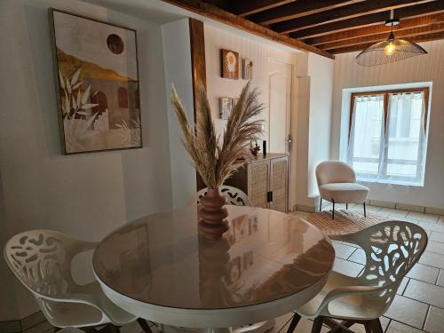 Cezy Apartment | L'identique