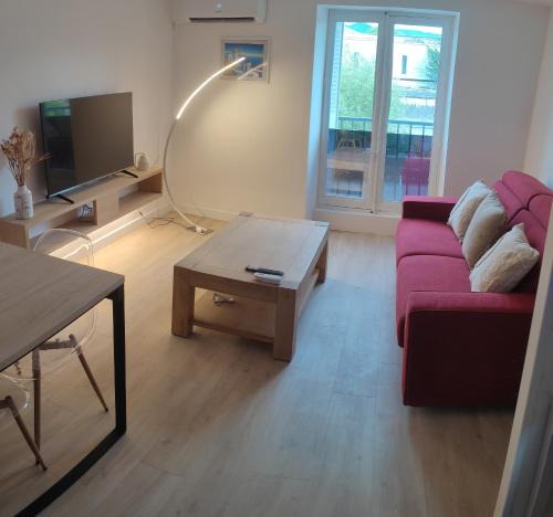 Secteur 2 Apartment | L'Iliade 3