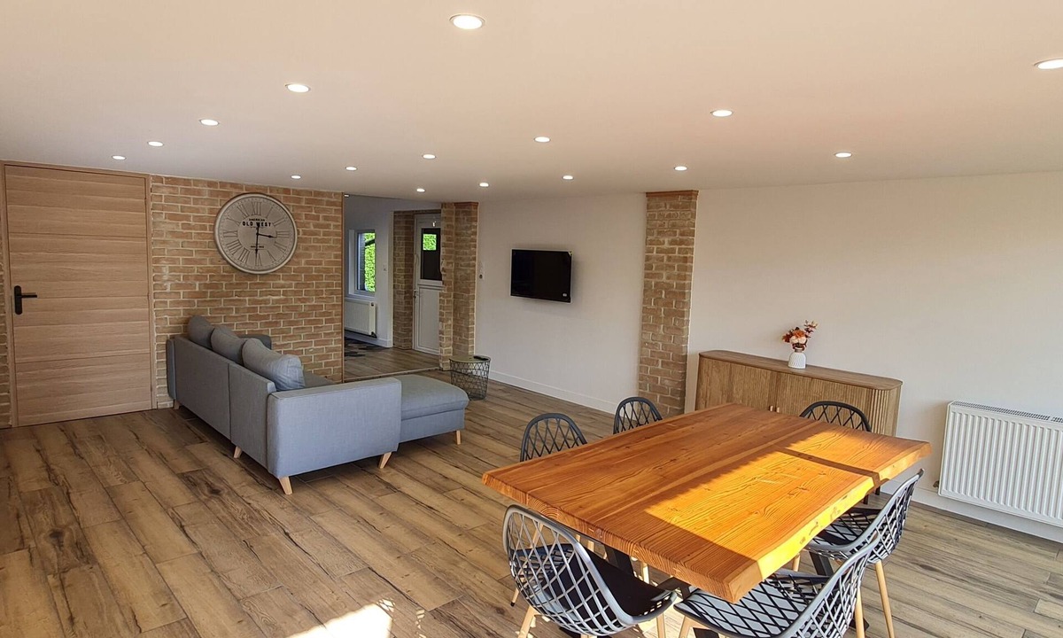 Preures House | L'impasse de la colline. Opal Coast.