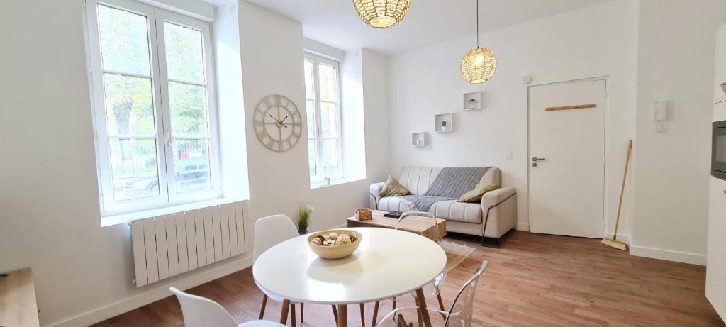 Pontivy Apartment | L'Imperial 1 - T2 - Centre ville - RDC