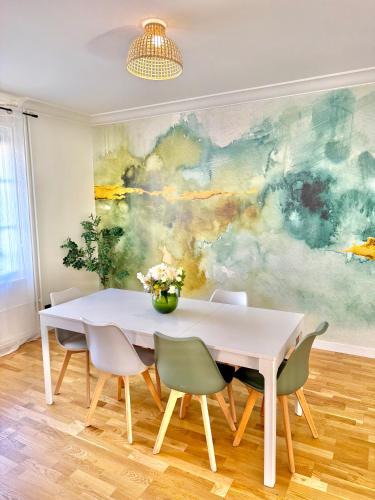 Orleans Apartment | L'impressionniste - Spacieux T3