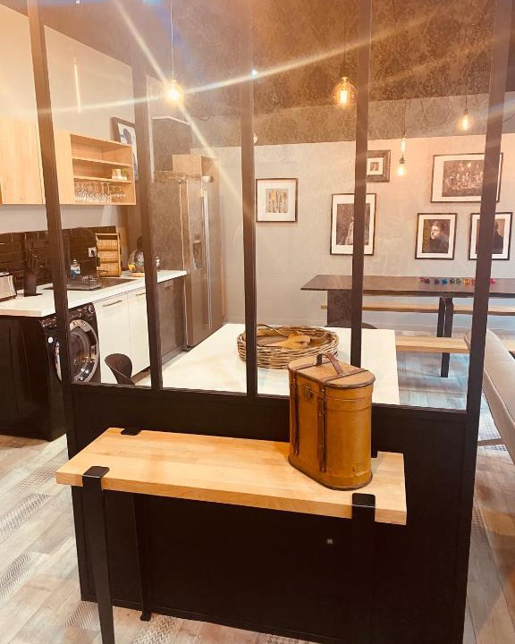 Saint-Avold Apartment | L’Industrie de Marie - Comme là-O