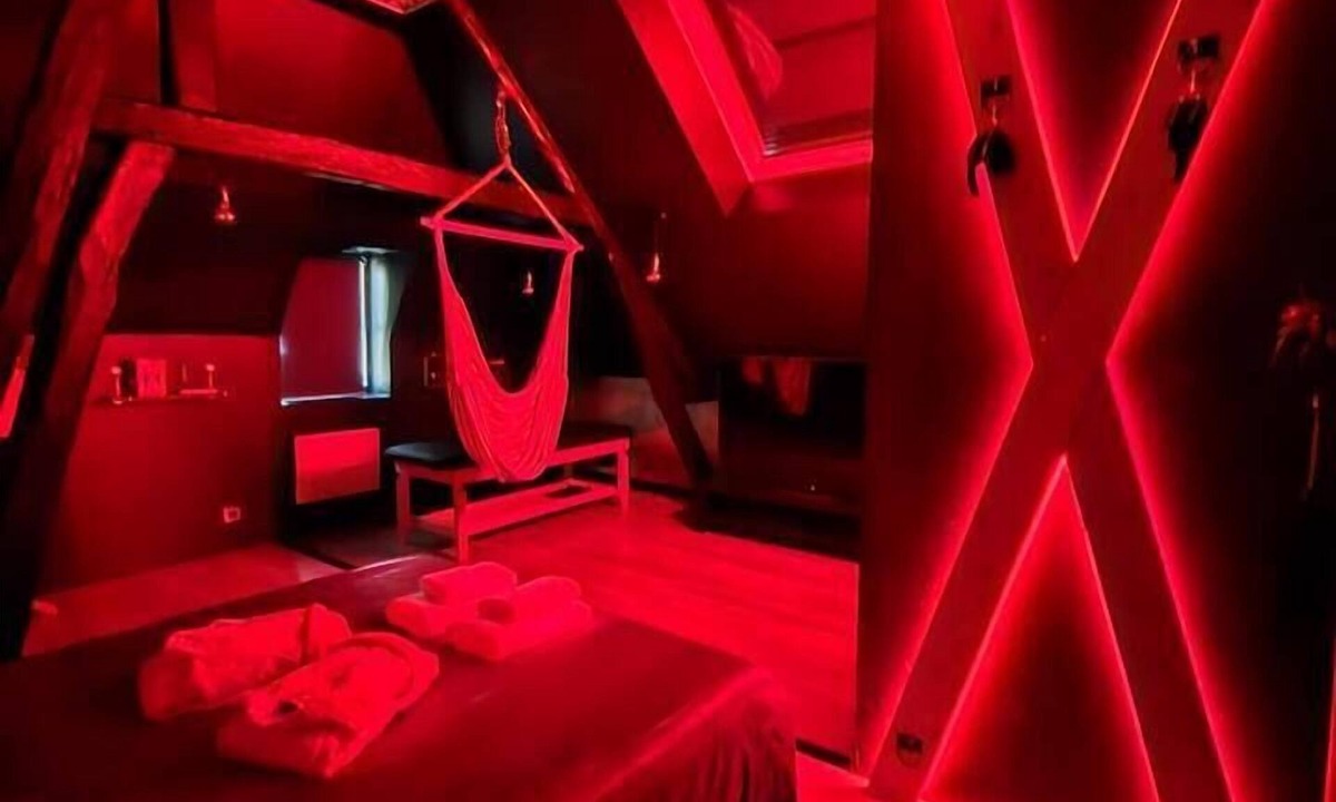 Verneuil-sur-Avre Apartment | L'instant love, L'Instant Love