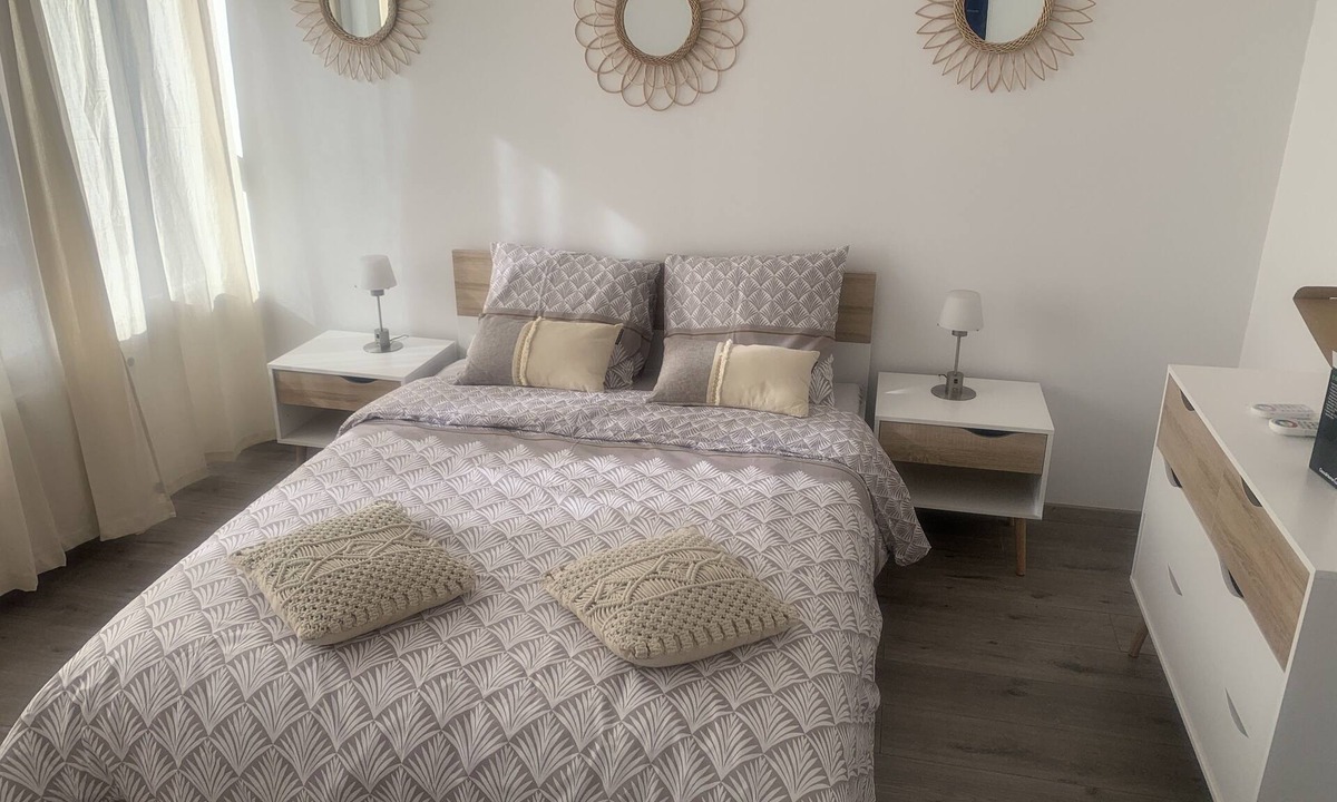Quartier Saint-Leon Apartment | L'instant T 4* Balneotherapy Sauna and Private Parking