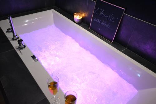 La Richardais Apartment | L'Intimiste Balnéo Spa, pure détente et romantisme