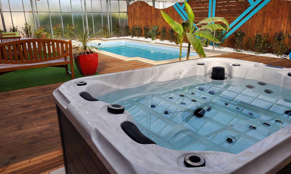 Saint-Andre-de-Sangonis House | L'Oasis des Fleurs