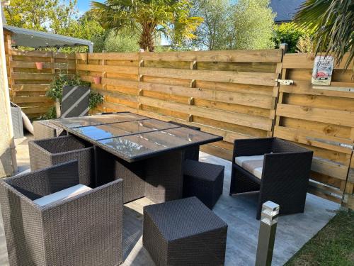 Sainte-Croix-sur-Mer House | L'Oasis Normande