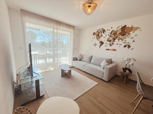 Saint-Laurent-du-Var Apartment | L'Odyssée