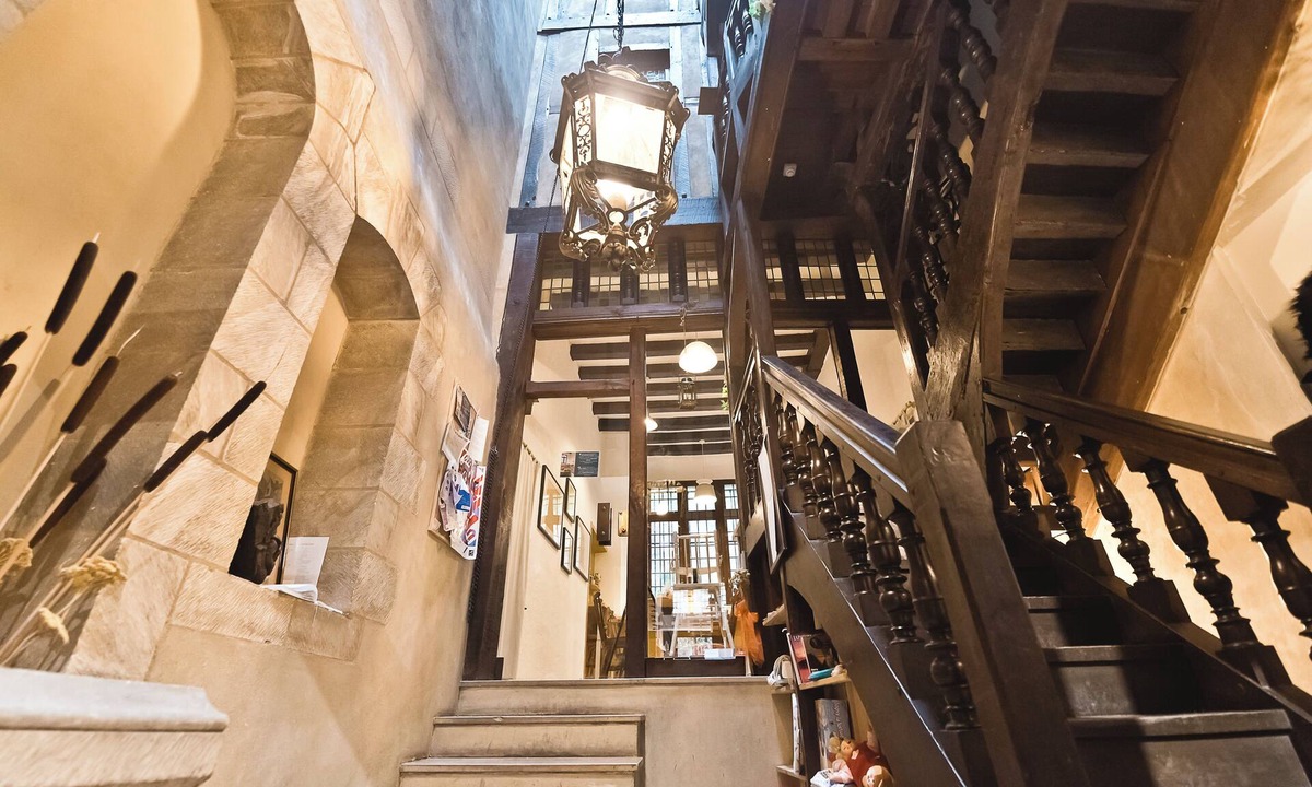 Downtown Angers House | L'Oisellerie historic half-timbered house, Angers town center.