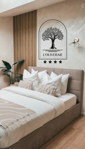 Castelnau-d'Estretefonds House | L'Oliveraie d'Eurocentre - Parking, Wifi & Petit-Déjeuner