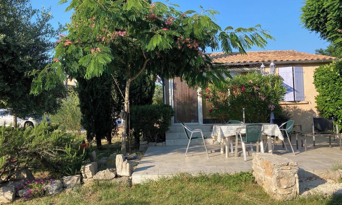 Ruoms House | "L'Olivier" air-conditioned house/700 m2