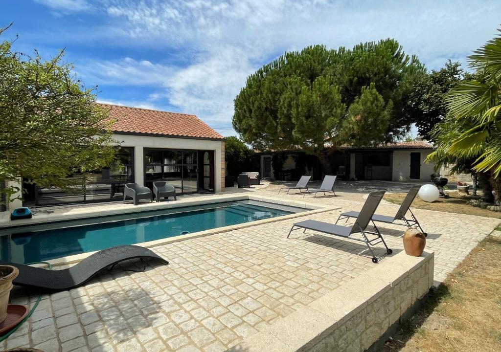 Bonneuil-Matours Bed & Breakfast | L'Olivier