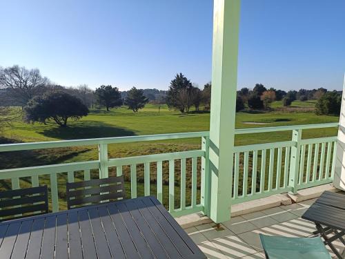 Pornic Apartment | L'Orée du Golf - Balcon & Parking