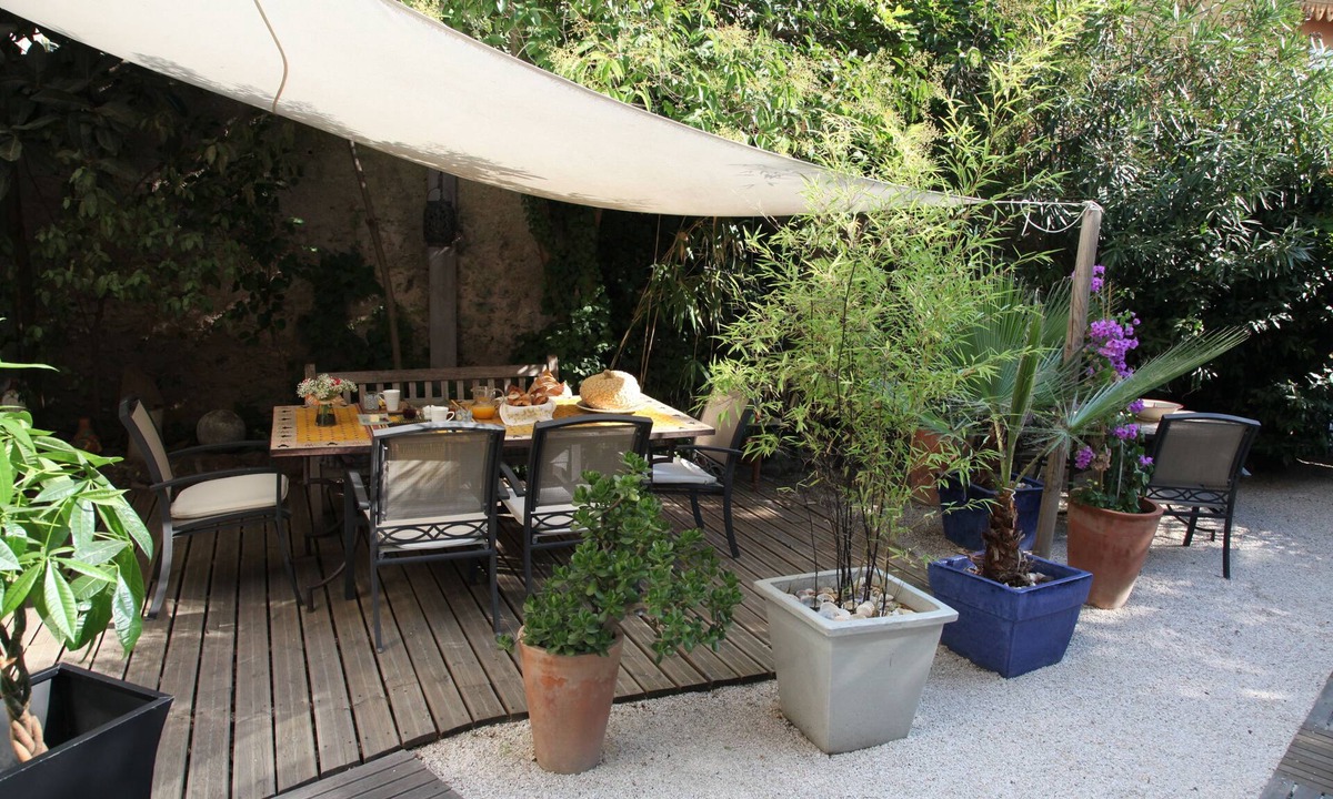 Bessan House | L'Orée du Pin