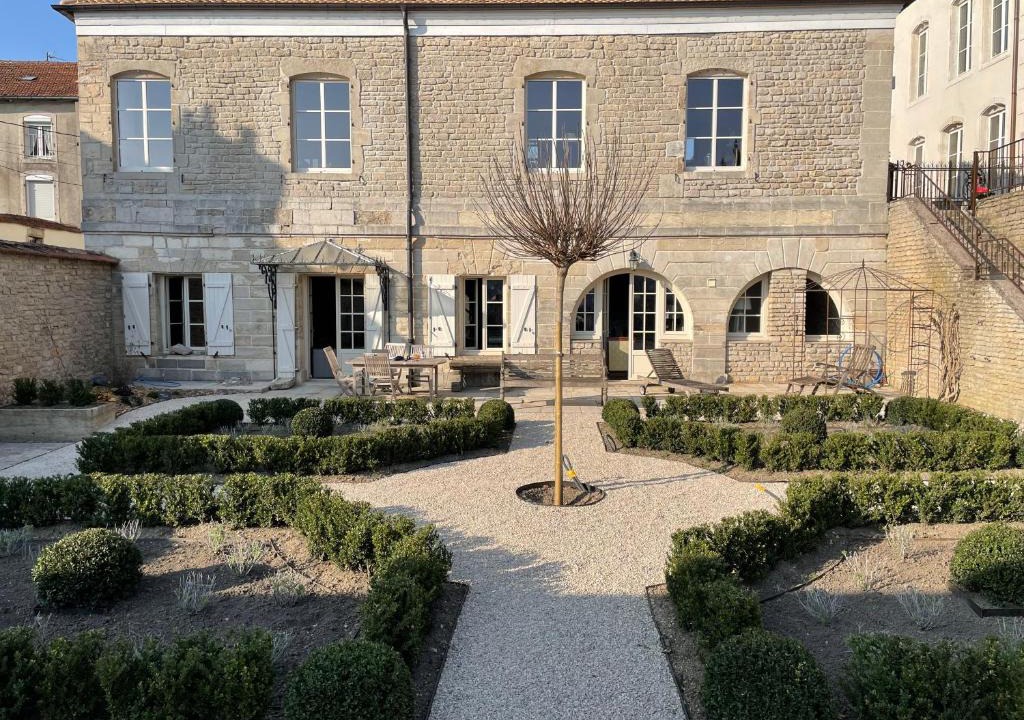 Bazoilles-sur-Meuse Bed & Breakfast | L'Orangerie