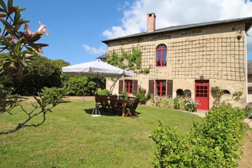 Saint-Priest-Taurion House | L'orangerie