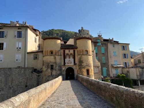 Entrevaux Apartment | L'Orbitelle