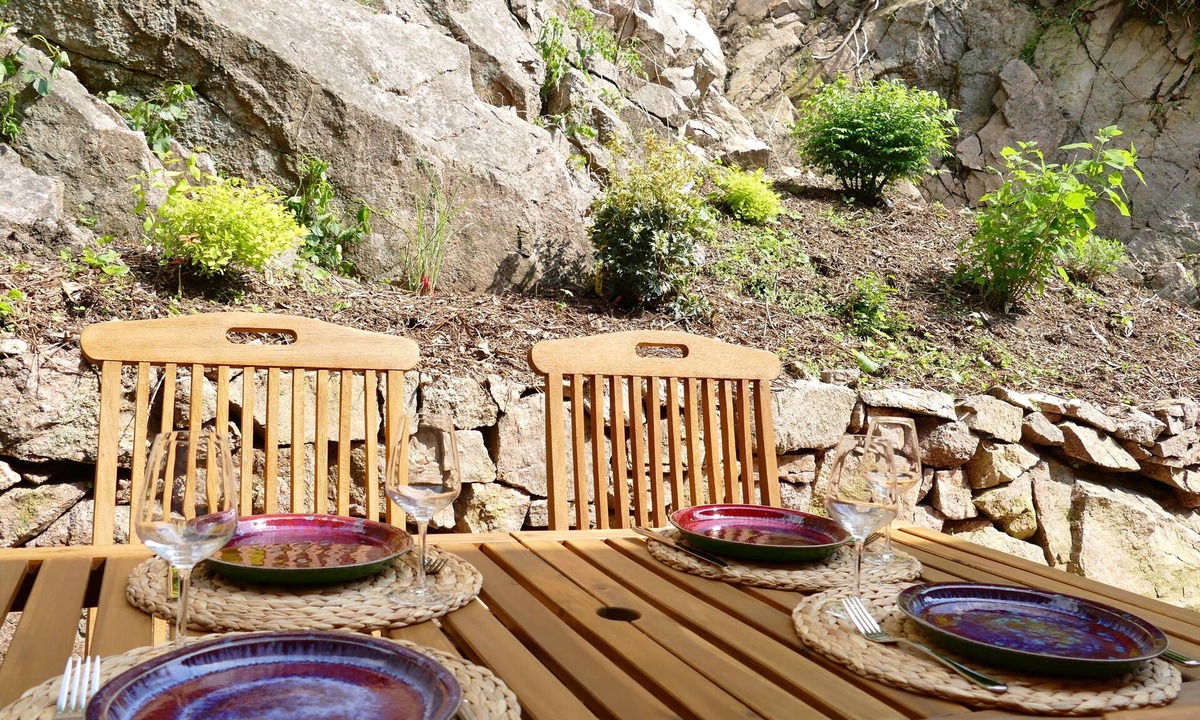 Semur-en-Auxois Cottage | L'orle Nature