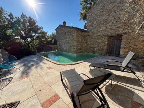 Mollans-sur-Ouveze House | L'Oustaou des Monges