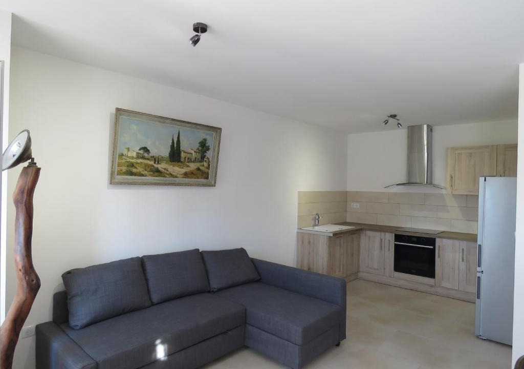 Grans Apartment | L'Oustau