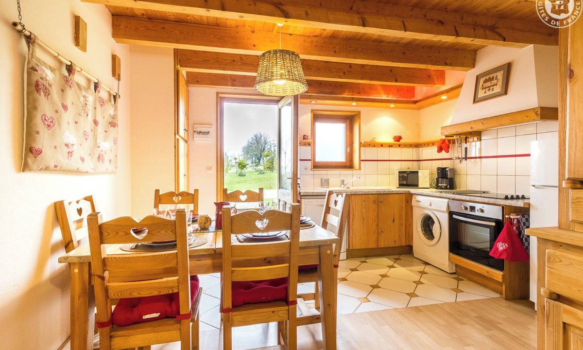 Attignat-Oncin House | LA 5eme Saison - Montagne