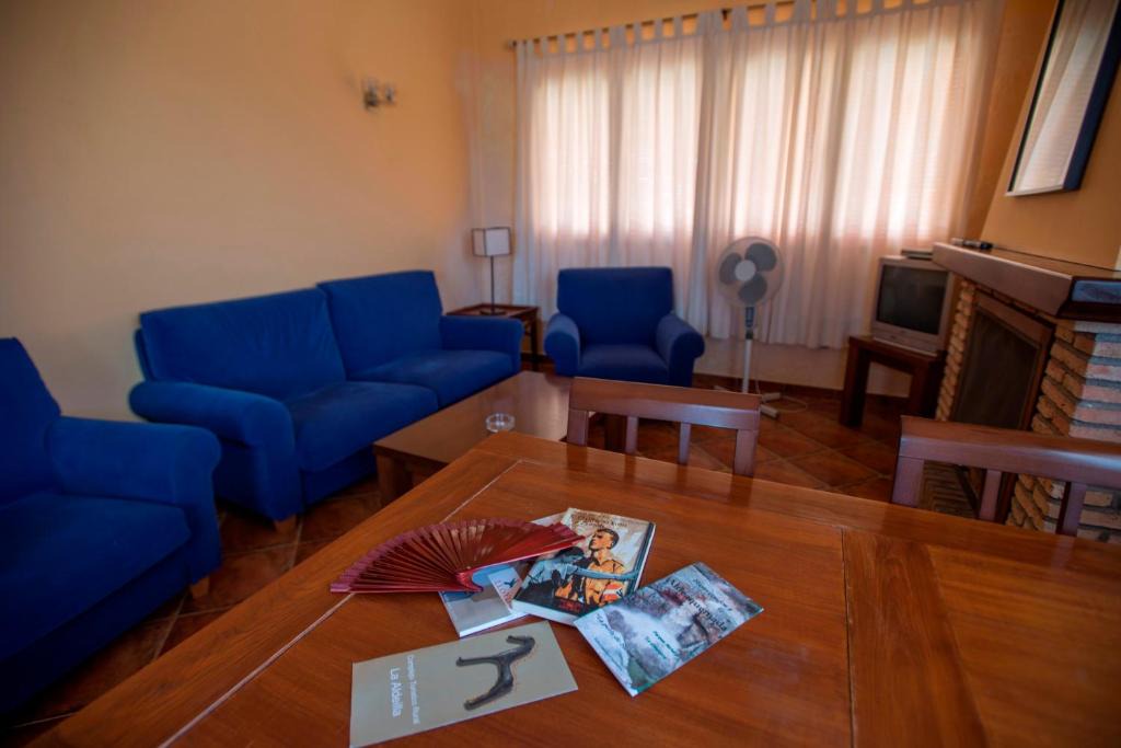 Aldeaquemada House | La Aldeílla