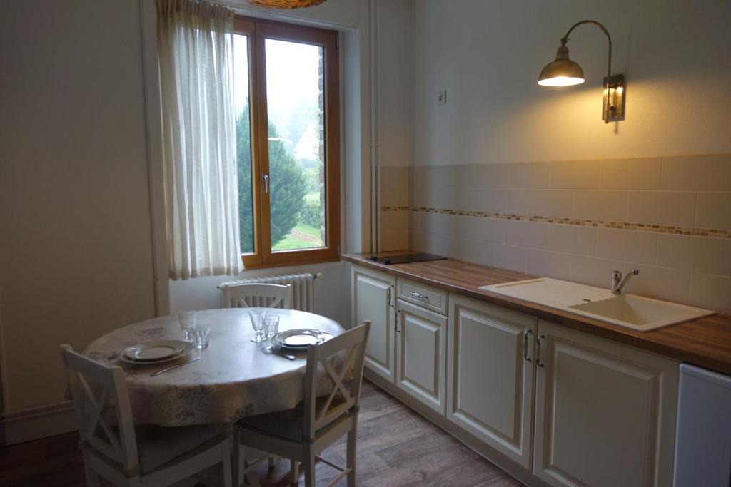 Malestroit Apartment | La Bâtisse