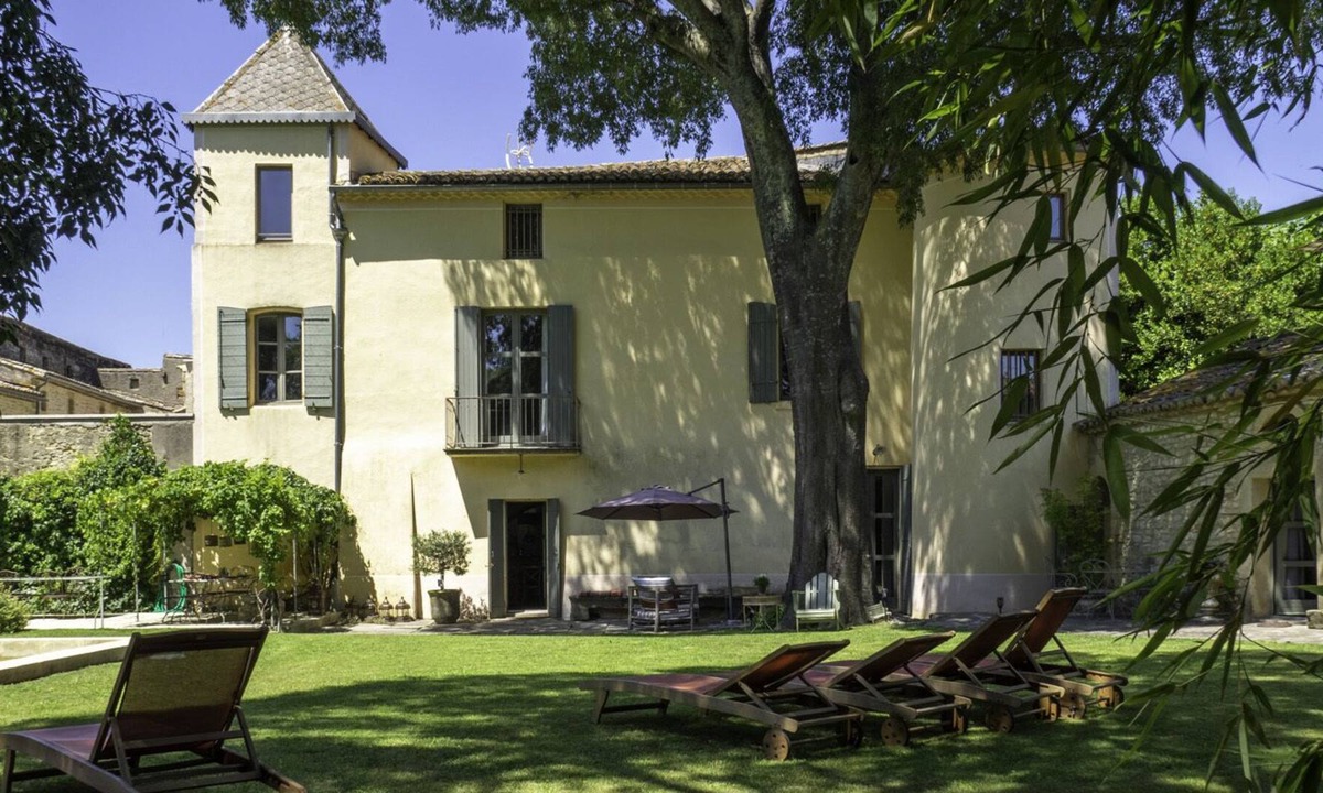 Montaren-et-Saint-Mediers House | LA BASTIDE luxury villa rental near Uzes Provence