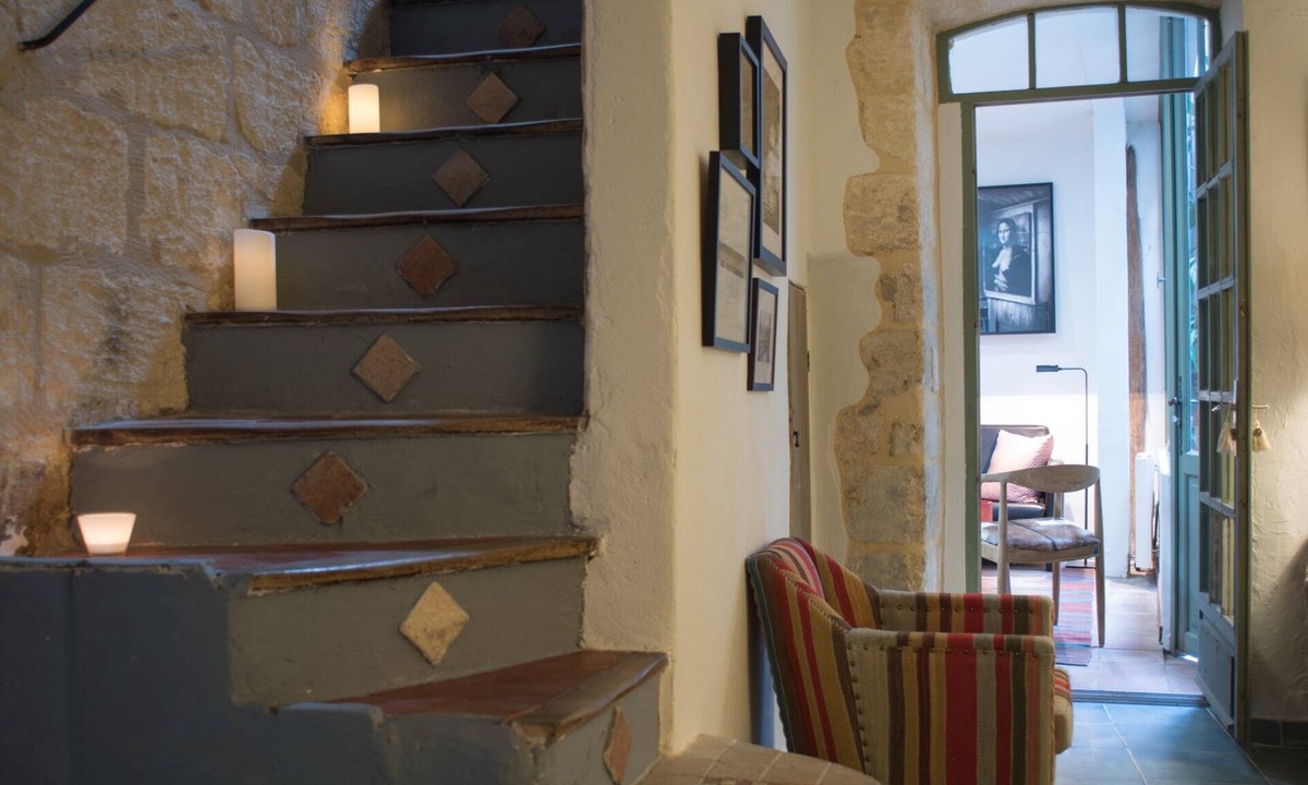 Avignon City Centre Bed & Breakfast | La Banasterie