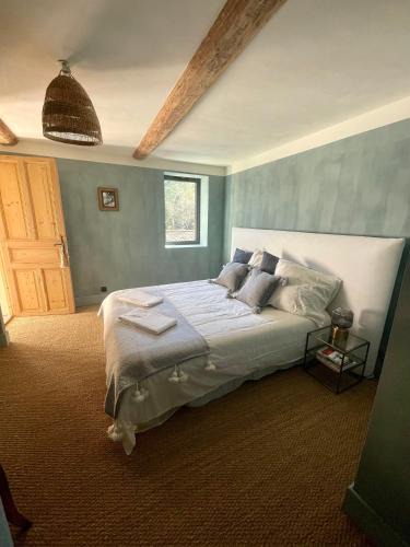 Fressac Bed & Breakfast | La Bartassade - Magnifique chambre d'hôtes, indépendante et moderne