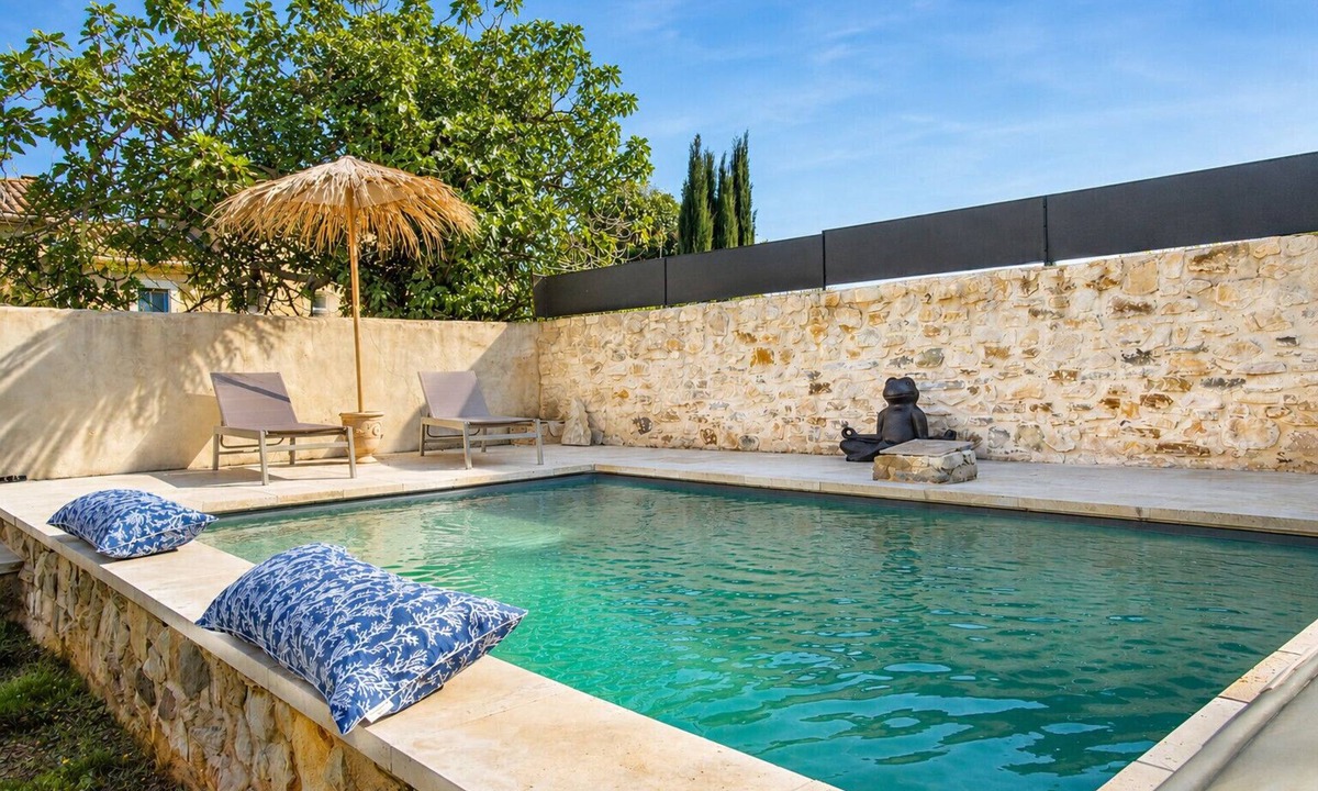 Connaux House | La Bastide - Charme provençal avec piscine privée