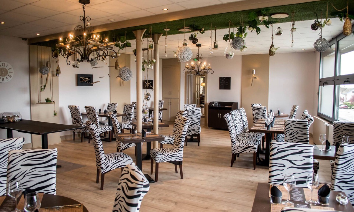 Monflanquin Hotel | La Bastide des Oliviers