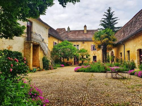 Villamblard House | La Bastide du Roy