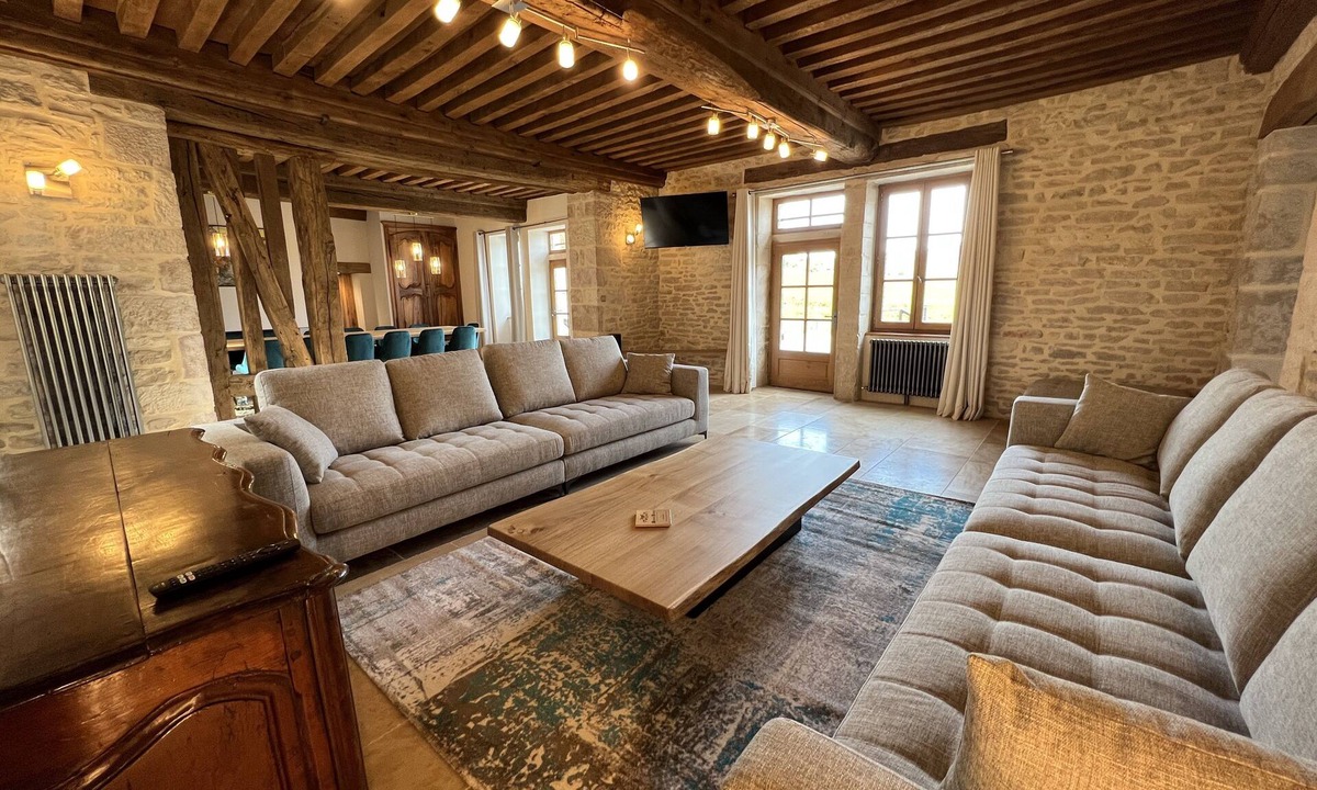 Chassagne-Montrachet House | La Bastide De Chassagne-montrachet