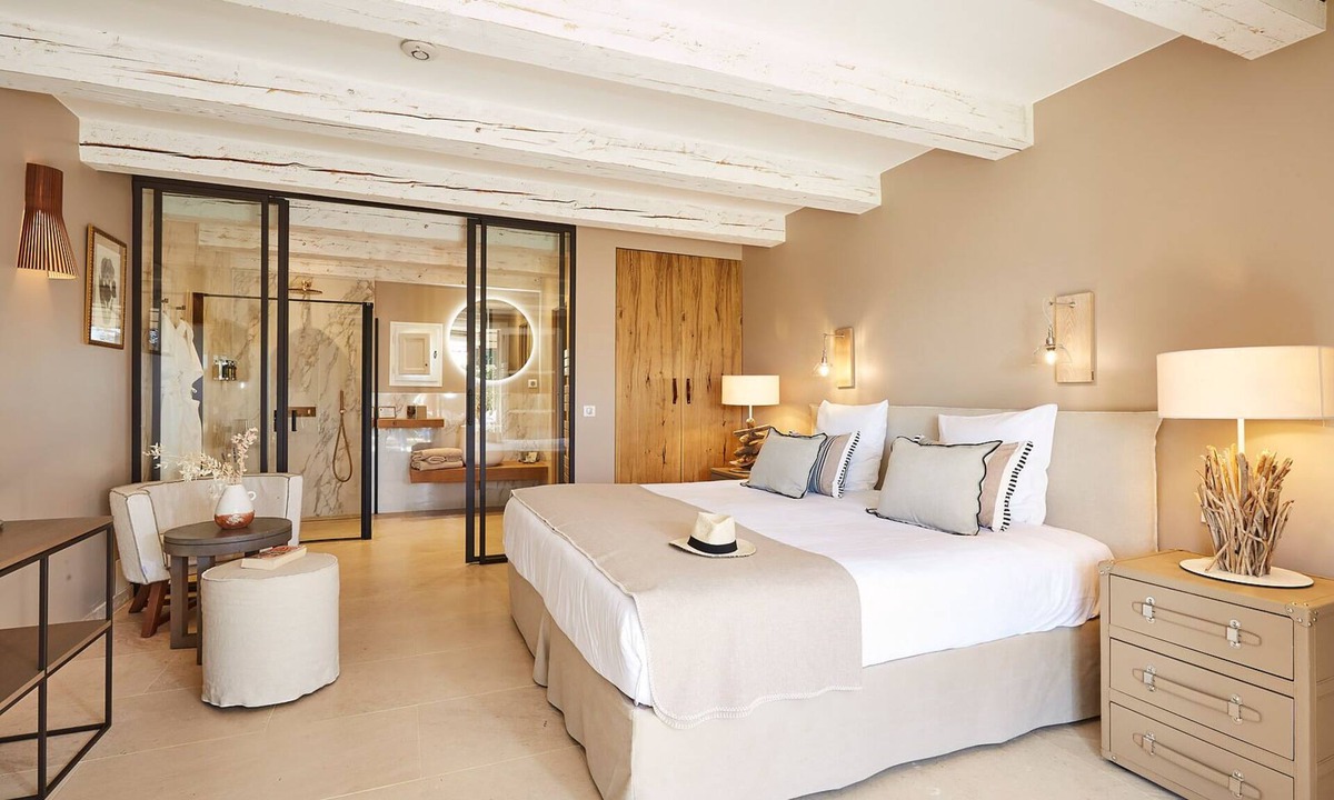 Forcalquier Hotel | La Bastide Saint Georges