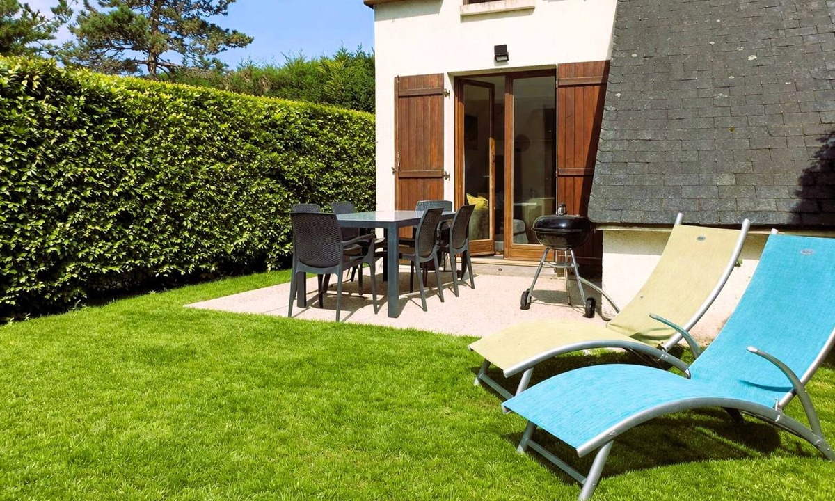 Guerande House | La Baule, house with garden, swimming pool, near beach Benoit