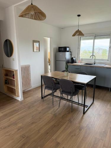 Evron Apartment | La Bel Adresse