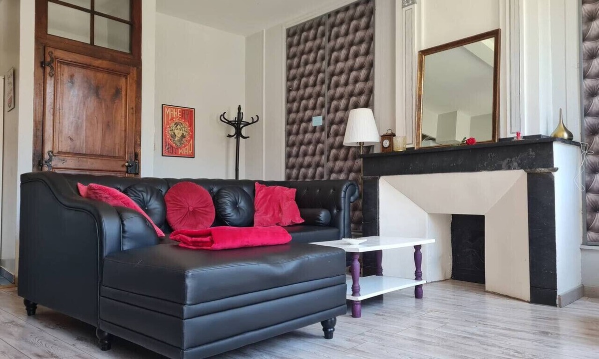 Foix Apartment | La Belle Époque, grand appartement central à Foix.