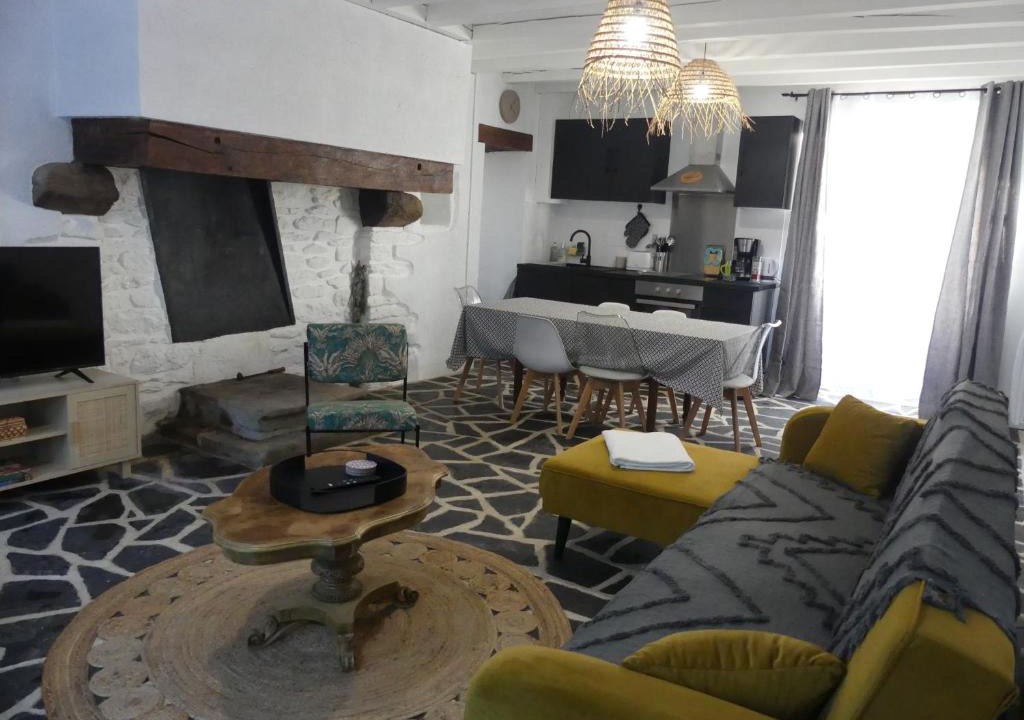 Fresselines House | La Belle Aventure