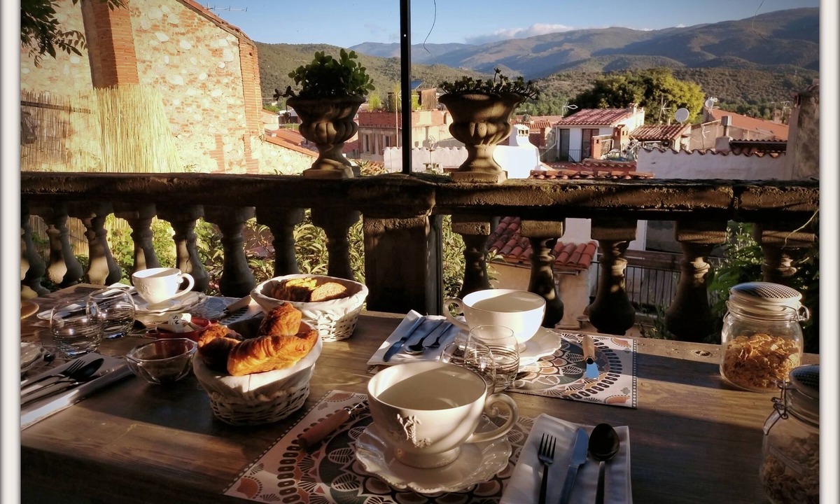 Prades House | La Belle D'Âme