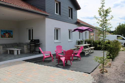 Granges-Aumontzey House | La Belle Vache