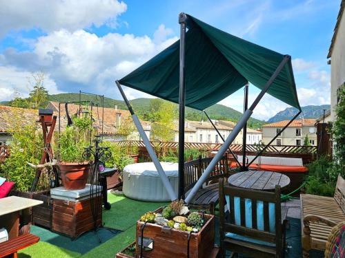 Ganges Apartment | La Belle Vue