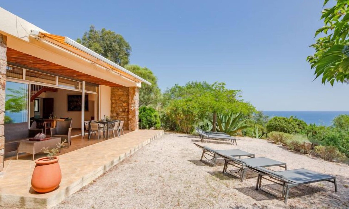 Plage de la Garonnette House | La Bergerie by Interhome