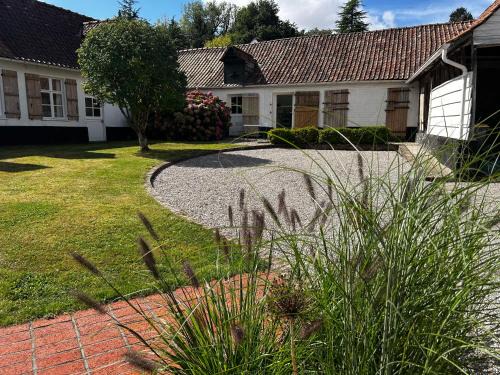 Recques-sur-Course Bed & Breakfast | La Bergerie - Chambres d'hôtes entre terre et mer