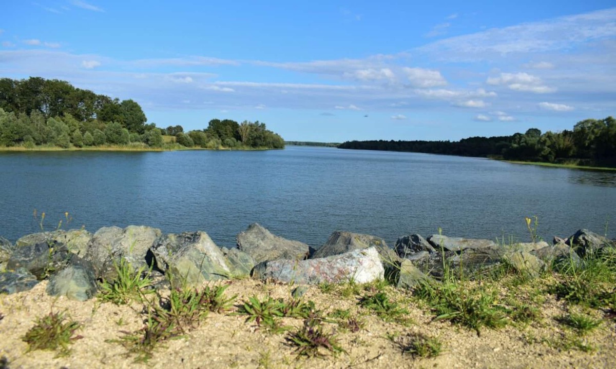 Noyant-Villages Cottage | La Bergerie, charming accommodation in rural tranquility